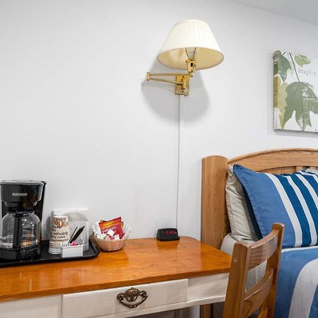 South Arm Retreats Motel East Jordan ภายนอก รูปภาพ