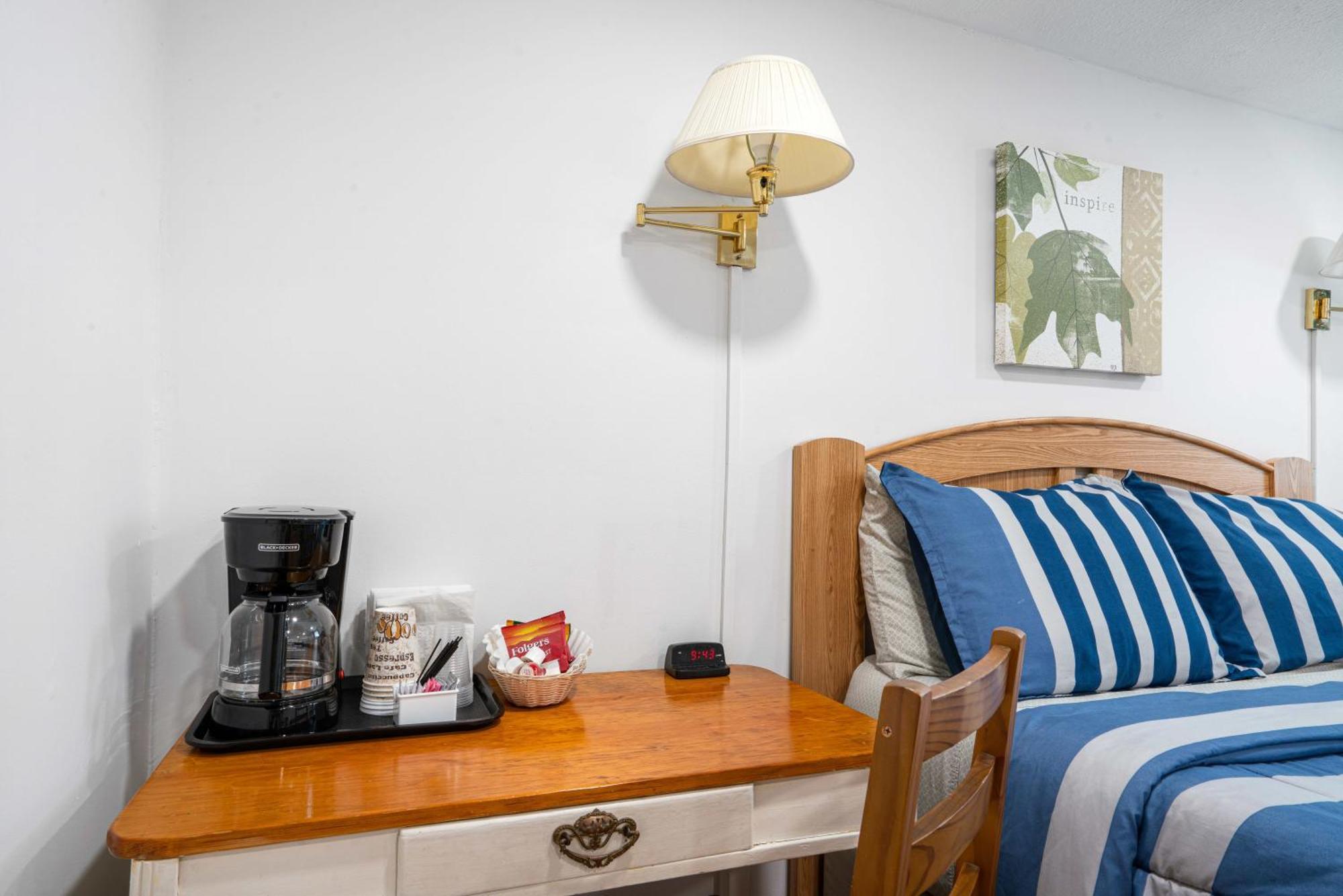 South Arm Retreats Motel East Jordan ภายนอก รูปภาพ
