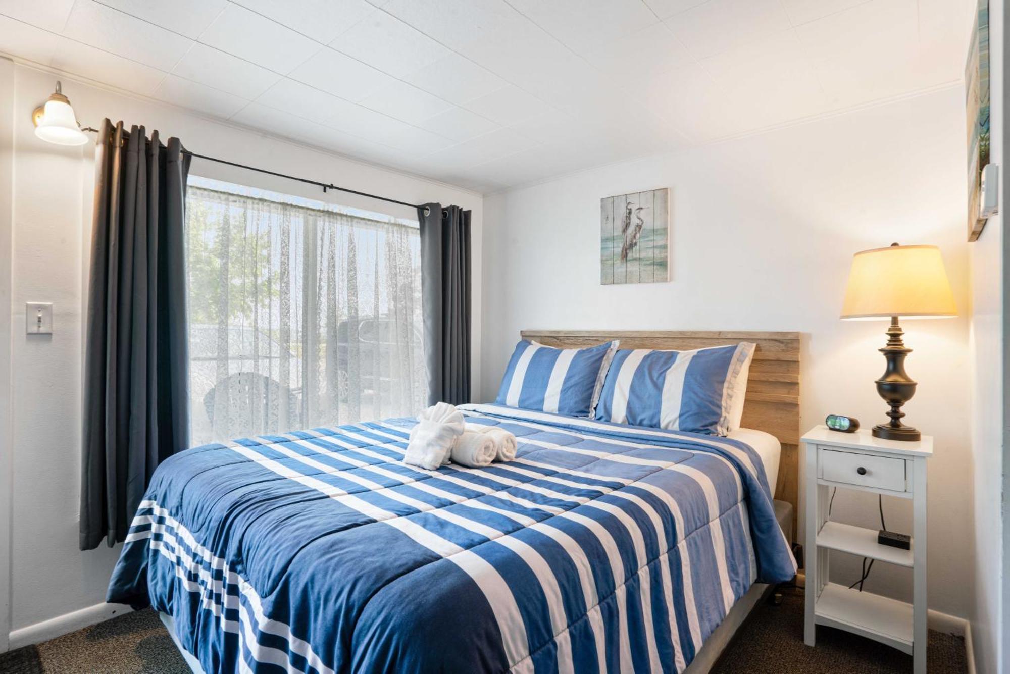 South Arm Retreats Motel East Jordan ภายนอก รูปภาพ