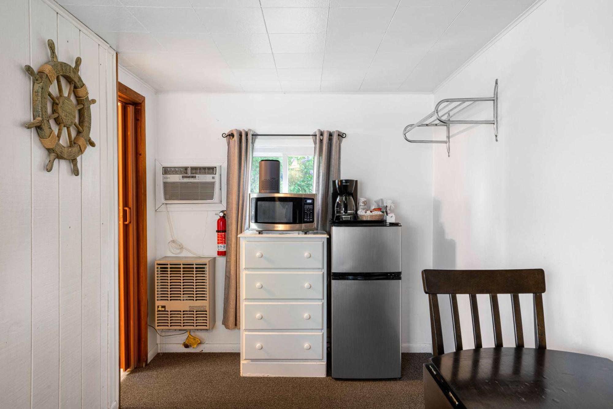 South Arm Retreats Motel East Jordan ภายนอก รูปภาพ
