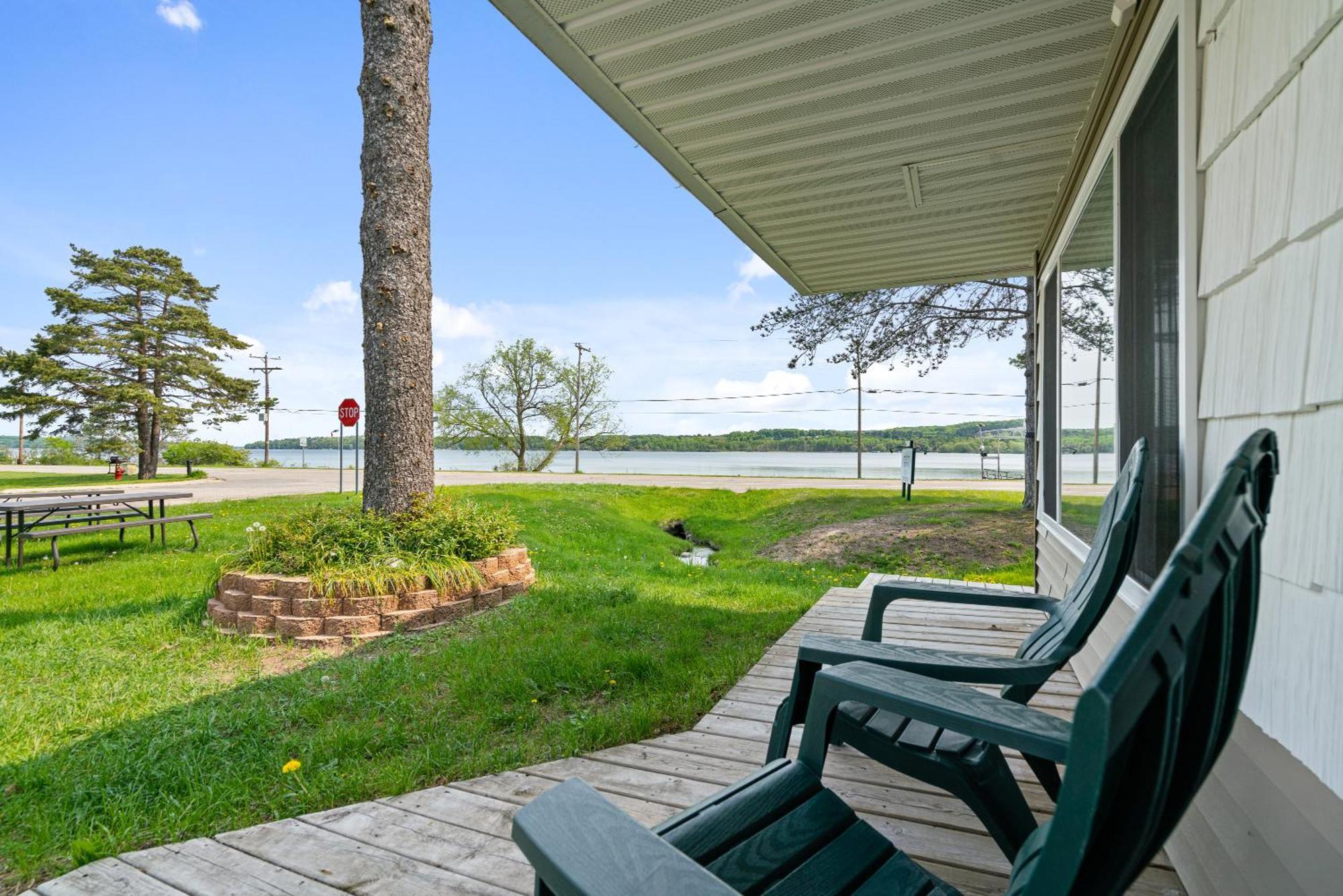 South Arm Retreats Motel East Jordan ภายนอก รูปภาพ