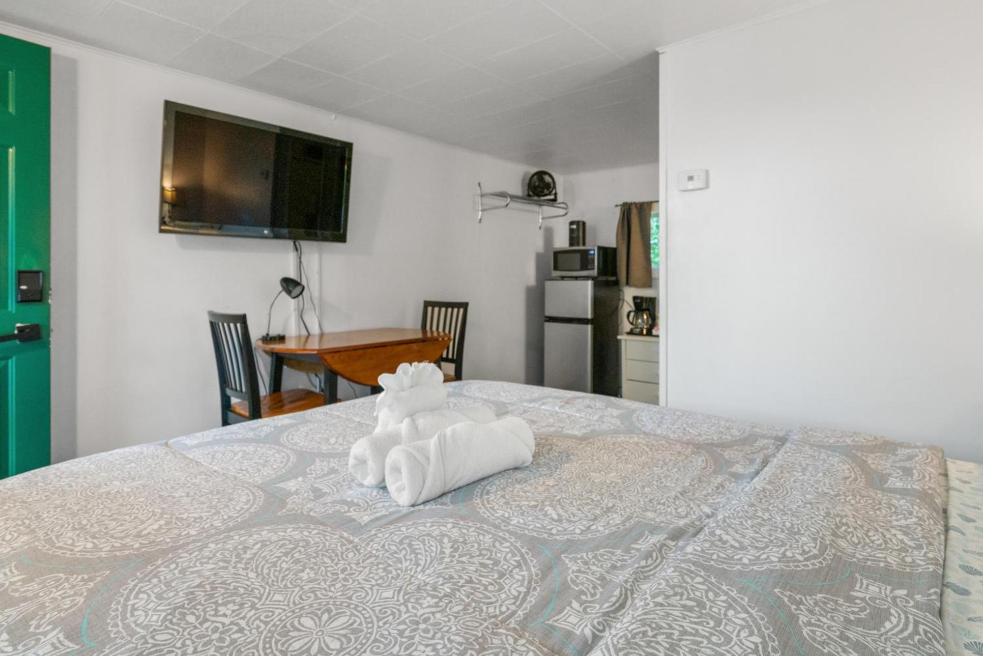 South Arm Retreats Motel East Jordan ภายนอก รูปภาพ