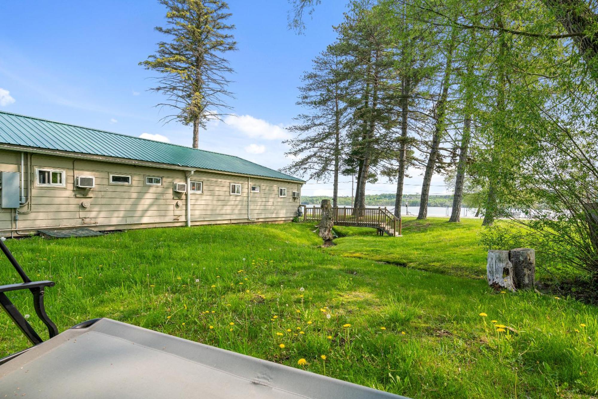 South Arm Retreats Motel East Jordan ภายนอก รูปภาพ