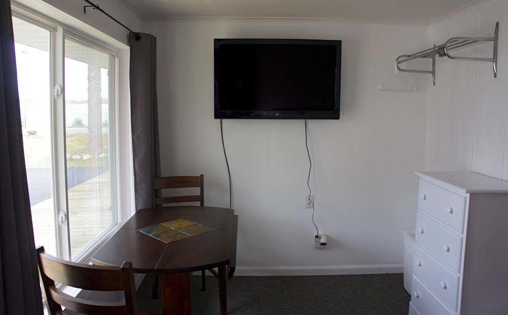 South Arm Retreats Motel East Jordan ภายนอก รูปภาพ